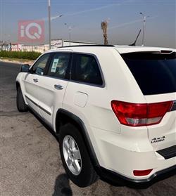 جیپ گراند شیرۆکی